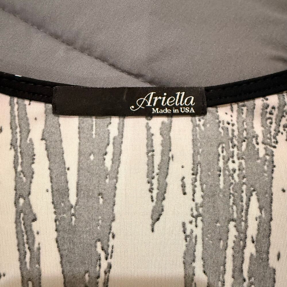 Ariella Boutique Animal Print Blouse Lace Bell Sleeves Made USA Women’s Large - Picture 4 of 9